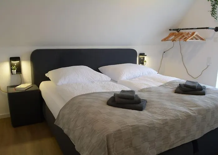 Kiebitznüst In * Emden